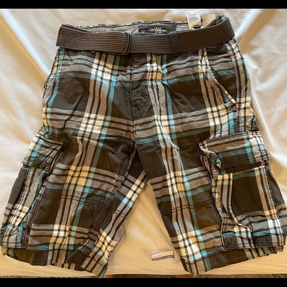 H&M shorts like new - Picture 2 of 3